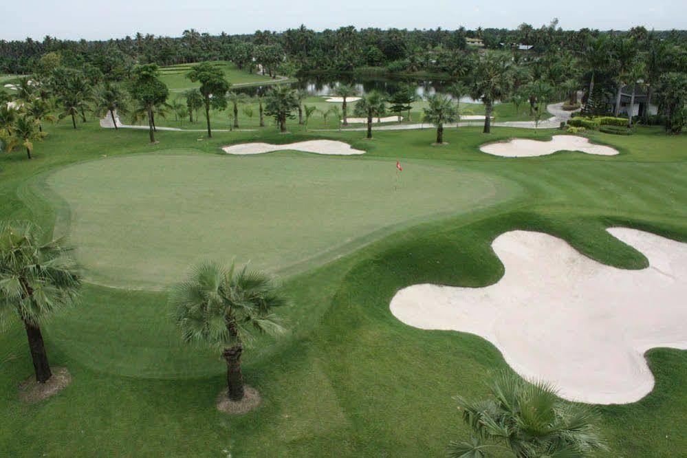 Отель Suwan Golf & Country Club Накхонпатхом Экстерьер фото