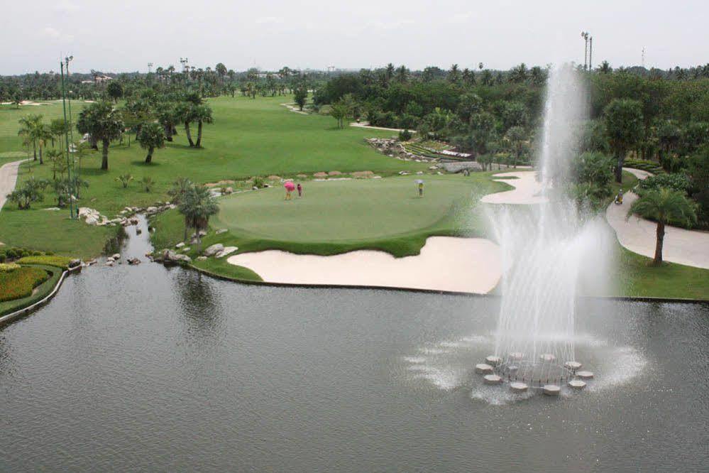 Отель Suwan Golf & Country Club Накхонпатхом Экстерьер фото